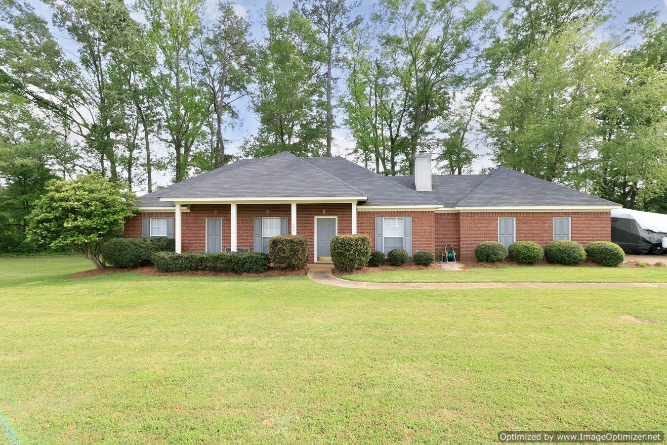 to 204 Devonport Circle 4 Corner Properties