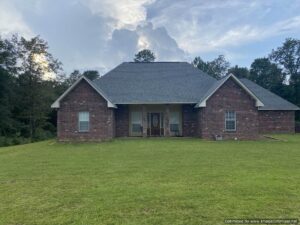 home-for-sale-summit-ms